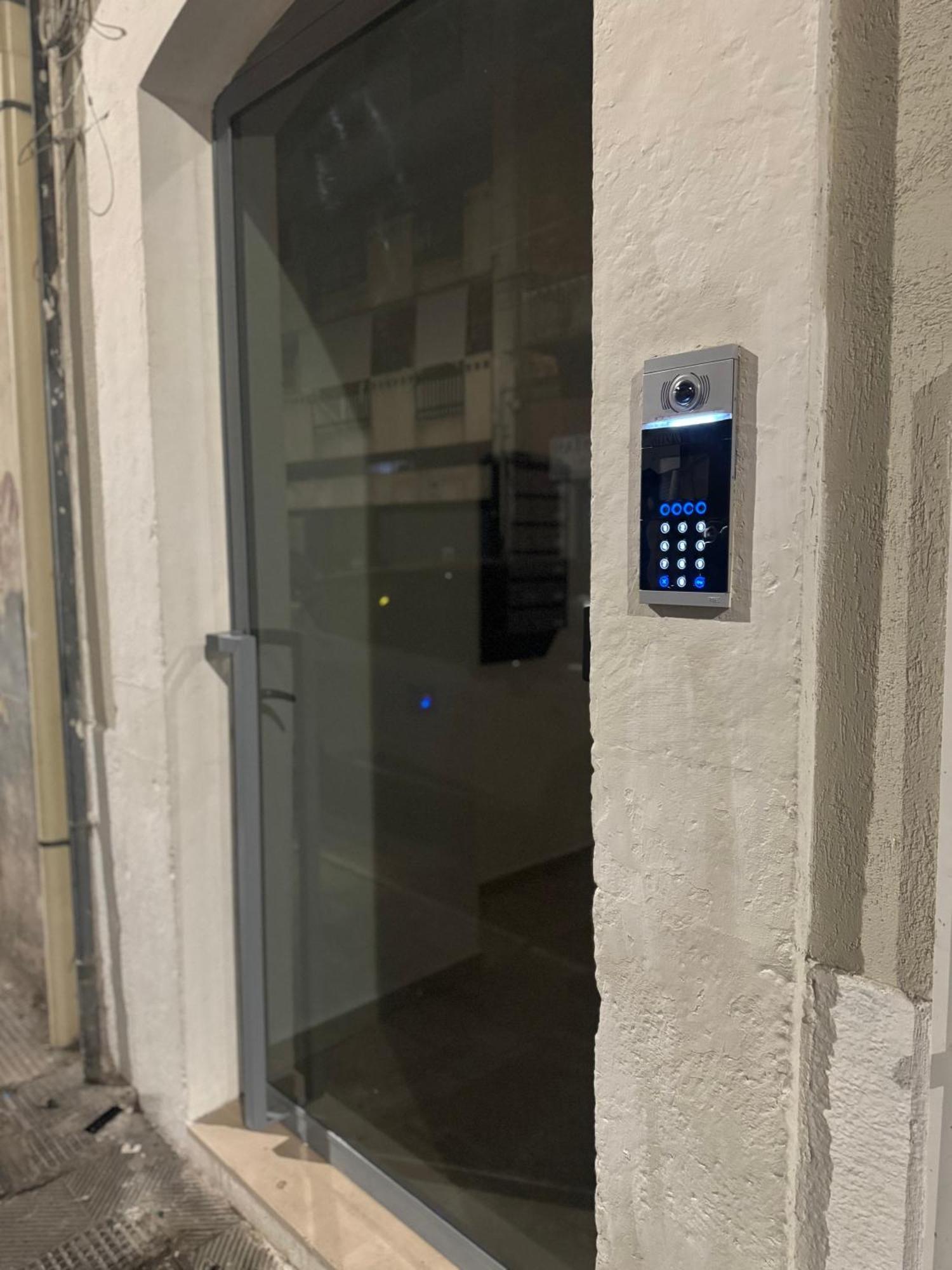 Flary Apartment Bari Exterior photo